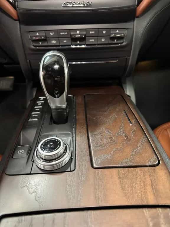 Maserati Ghibli 09/2016-photo-17