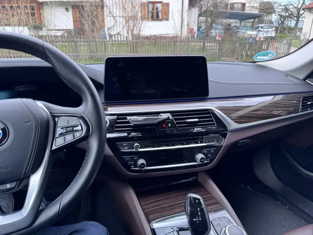 BMW 5 Series 540i xD T/Werksgarantie/Luxury Line/Laser/HUD/SH 04/2022-photo-14