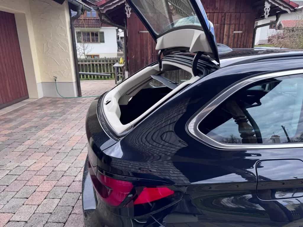 BMW 5 Series 540i xD T/Werksgarantie/Luxury Line/Laser/HUD/SH 04/2022-photo-3
