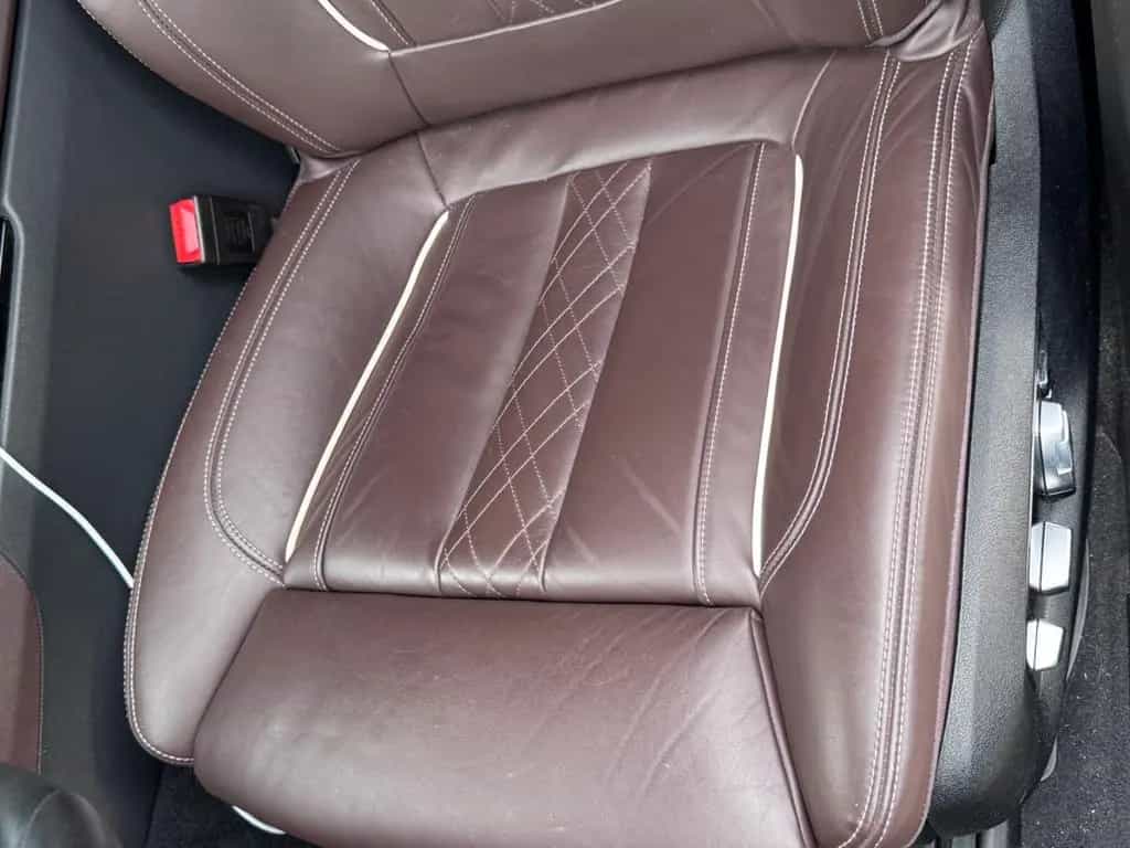 BMW 5 Series 540i xD T/Werksgarantie/Luxury Line/Laser/HUD/SH 04/2022-photo-8