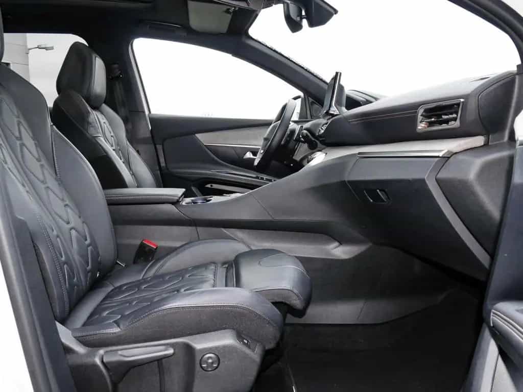 Peugeot 3008 GT 136 Hybrid Volleder+ACC+Full-LED+Panoda 01/2024-photo-3