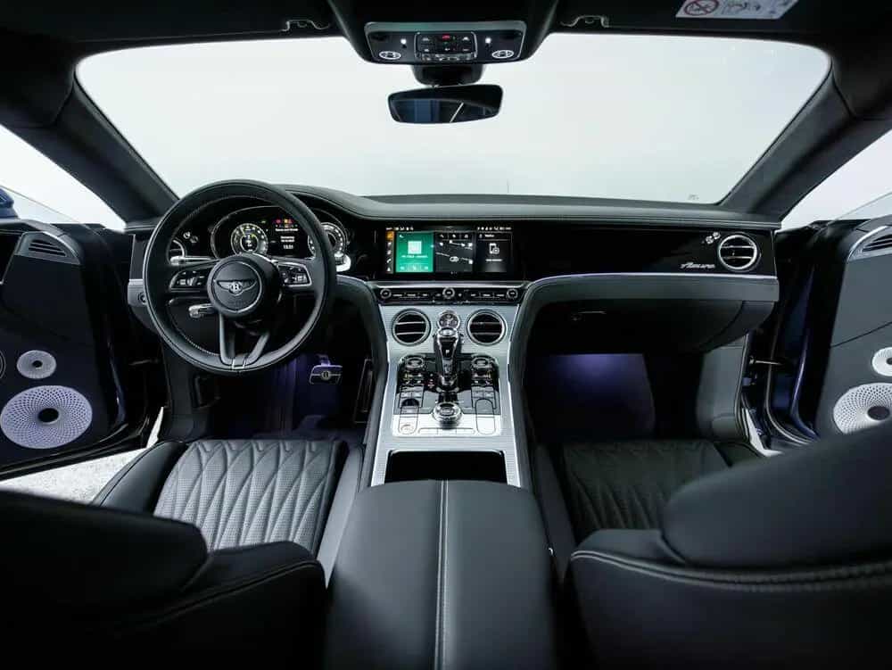 Bentley Continental GT Azure V8 Hybrid null-photo-26
