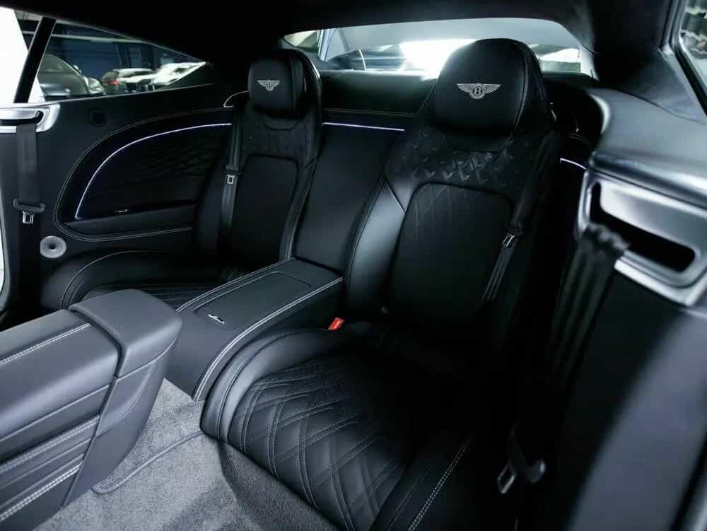 Bentley Continental GT Azure V8 Hybrid null-photo-45