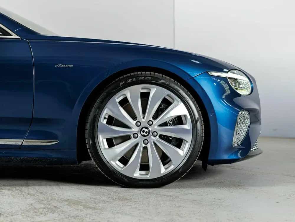 Bentley Continental GT Azure V8 Hybrid null-photo-8