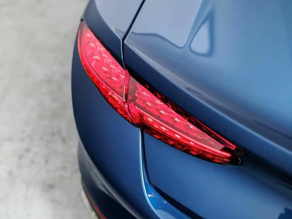 Bentley Continental GT Azure V8 Hybrid null-photo-9