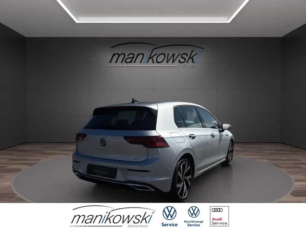 Volkswagen Golf VIII 1.5 eTSI 150 PS DSG *STYLE*APP ACC STA 12/2020-photo-4