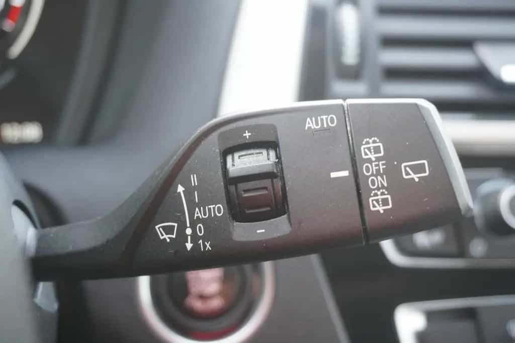 BMW 1 Series 118i Advantage Navi Virtual Cockpit Tempomat PDC 09/2018-photo-20