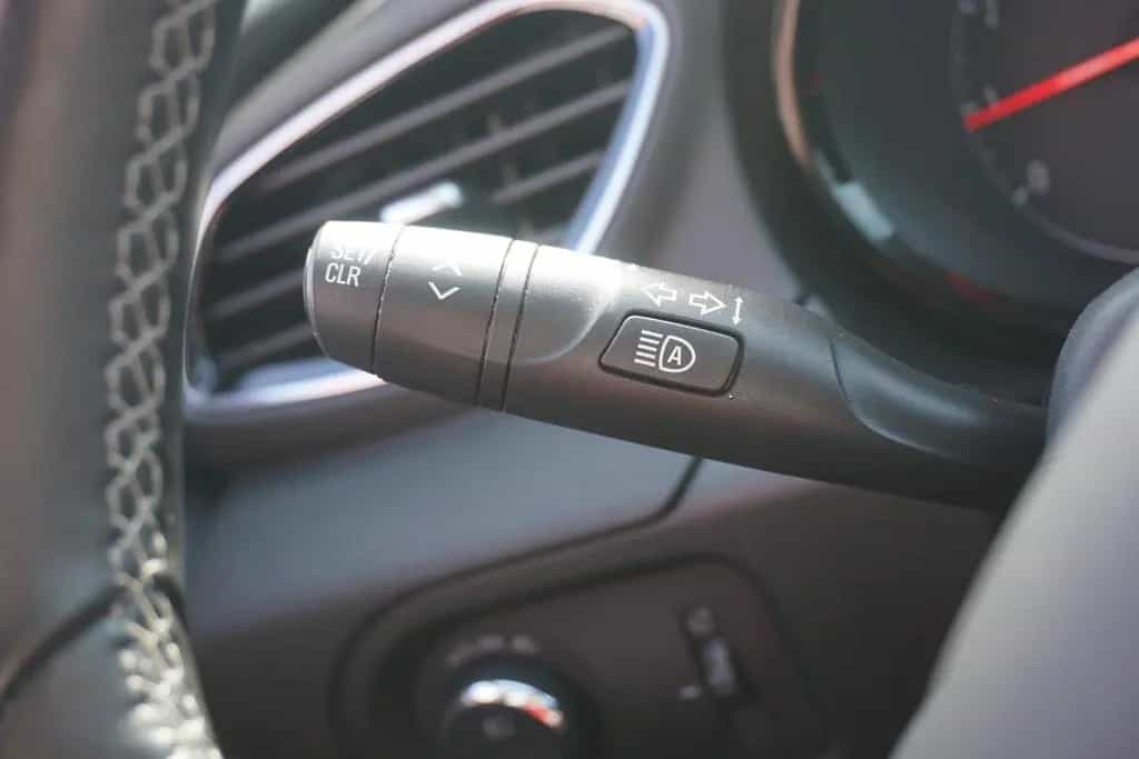 Opel Grandland 1.2 Edition LED Navi Kamera Tempomat 01/2019-photo-25