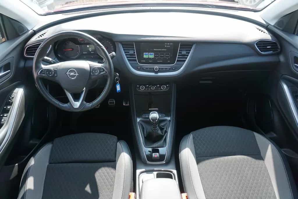 Opel Grandland 1.2 Edition LED Navi Kamera Tempomat 01/2019-photo-8