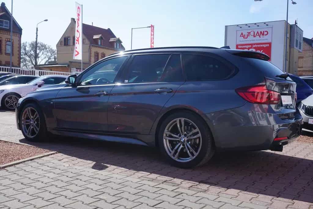 BMW 318 i Touring M Sport Shadow Aut. LED Navi Panora 01/2019-photo-2