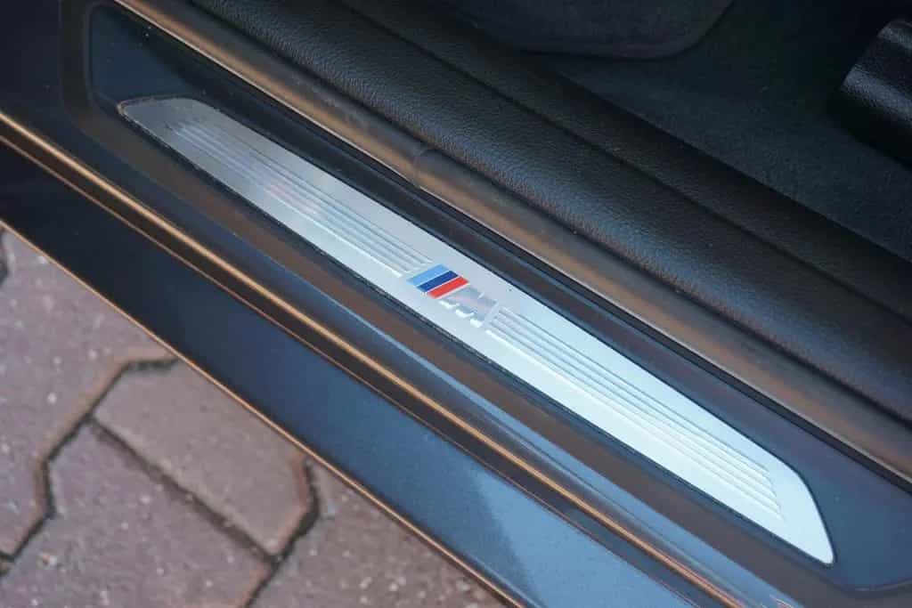 BMW 318 i Touring M Sport Shadow Aut. LED Navi Panora 01/2019-photo-34
