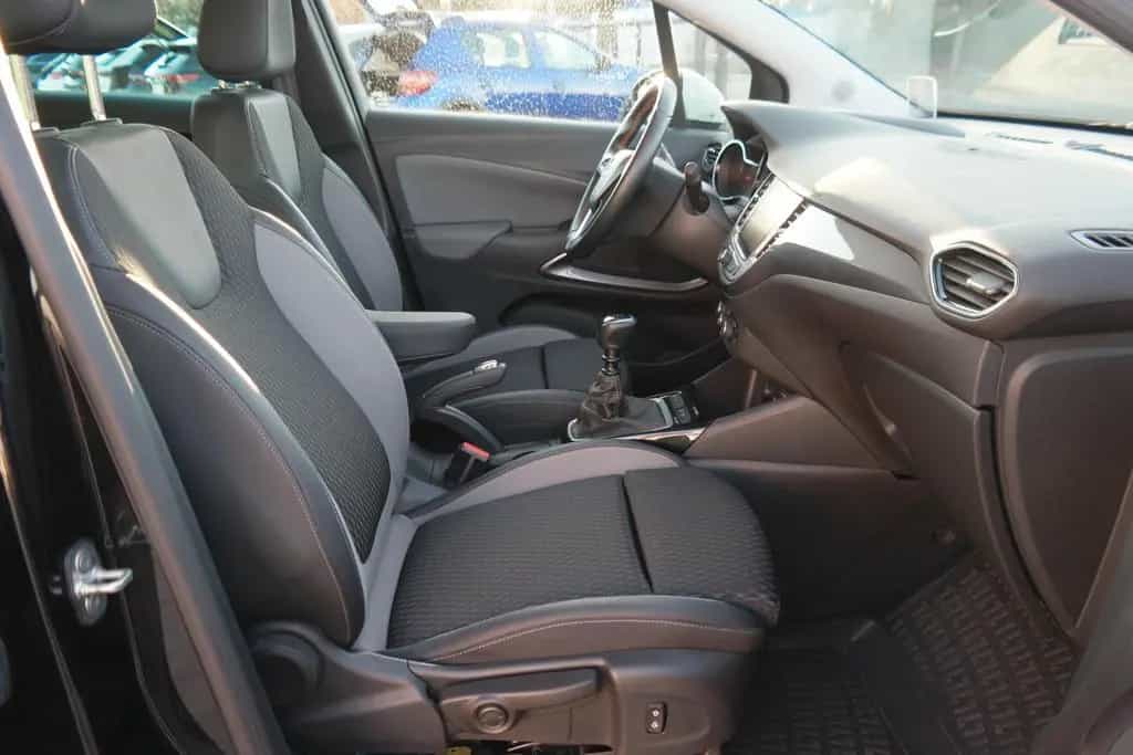 Opel Crossland X 1.2 Ultimate LED Navi Head-Up Kamera 04/2019-photo-31