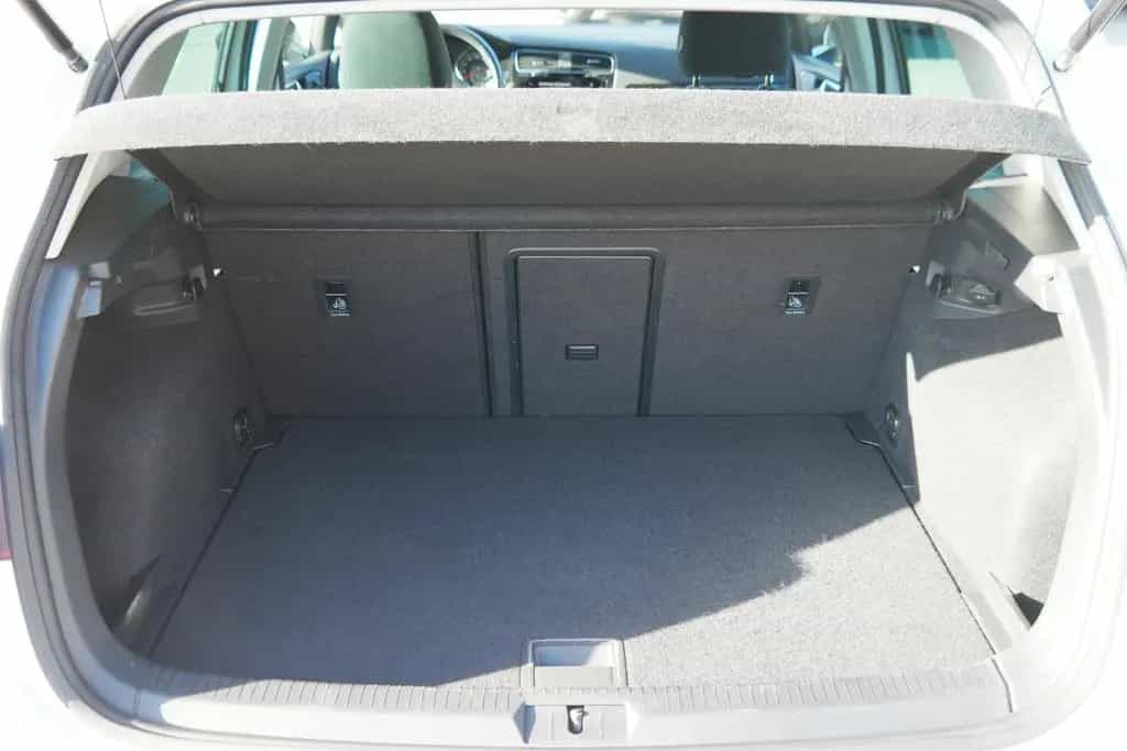 Volkswagen Golf 1.5 TSI Highline R-Line LED Navi Klimaaut. 10/2018-photo-5