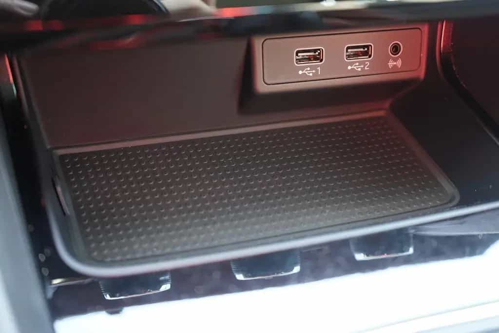 Seat Leon ST 1.5 FR LED Navi Beats AHK Sitzheizung 03/2020-photo-18