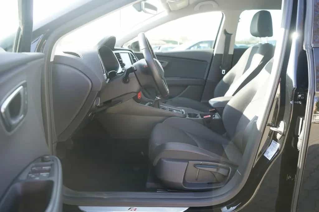 Seat Leon ST 1.5 FR LED Navi Beats AHK Sitzheizung 03/2020-photo-25