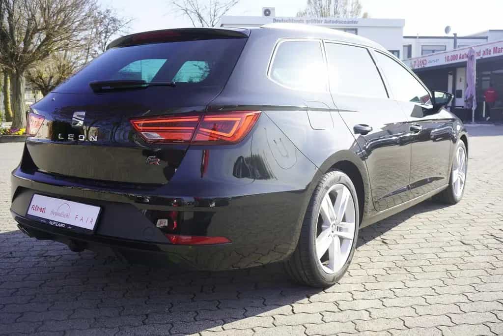 Seat Leon ST 1.5 FR LED Navi Beats AHK Sitzheizung 03/2020-photo-4