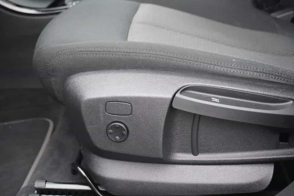 BMW X2 sDrive 18i Navi Head-Up Sitzheizung PDC LED 12/2019-photo-10