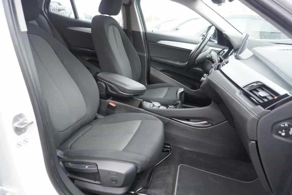 BMW X2 sDrive 18i Navi Head-Up Sitzheizung PDC LED 12/2019-photo-12
