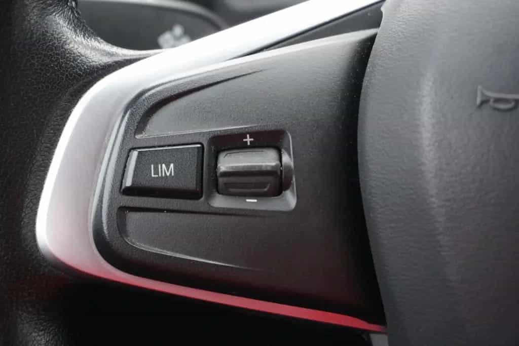 BMW X2 sDrive 18i Navi Head-Up Sitzheizung PDC LED 12/2019-photo-18