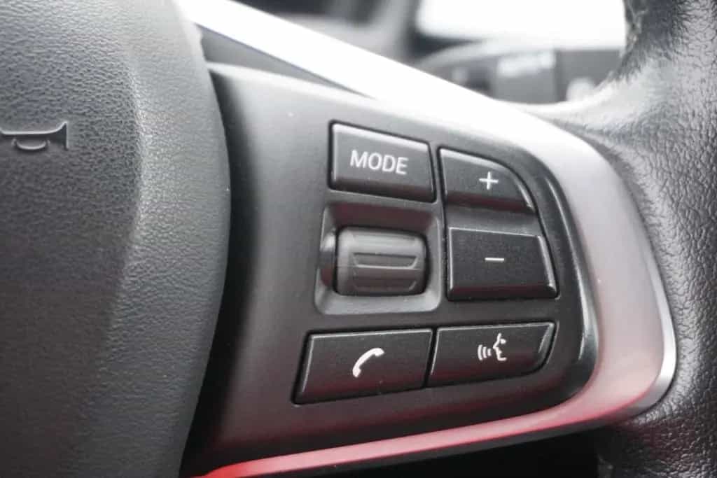 BMW X2 sDrive 18i Navi Head-Up Sitzheizung PDC LED 12/2019-photo-19