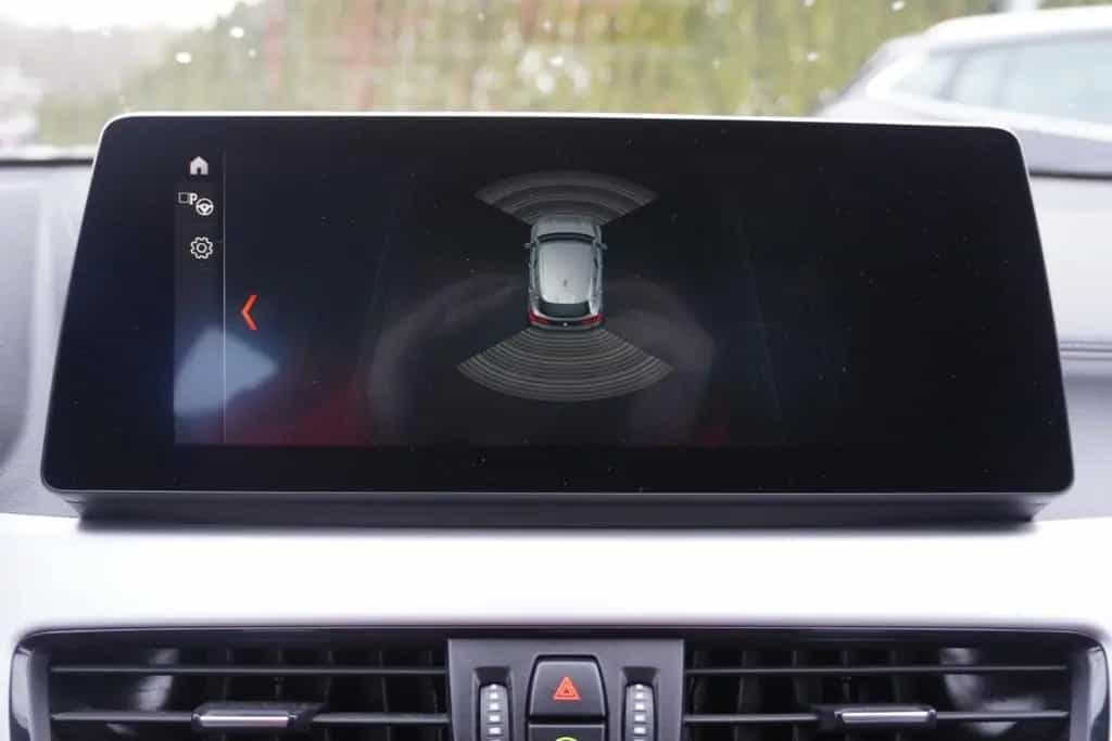 BMW X2 sDrive 18i Navi Head-Up Sitzheizung PDC LED 12/2019-photo-23