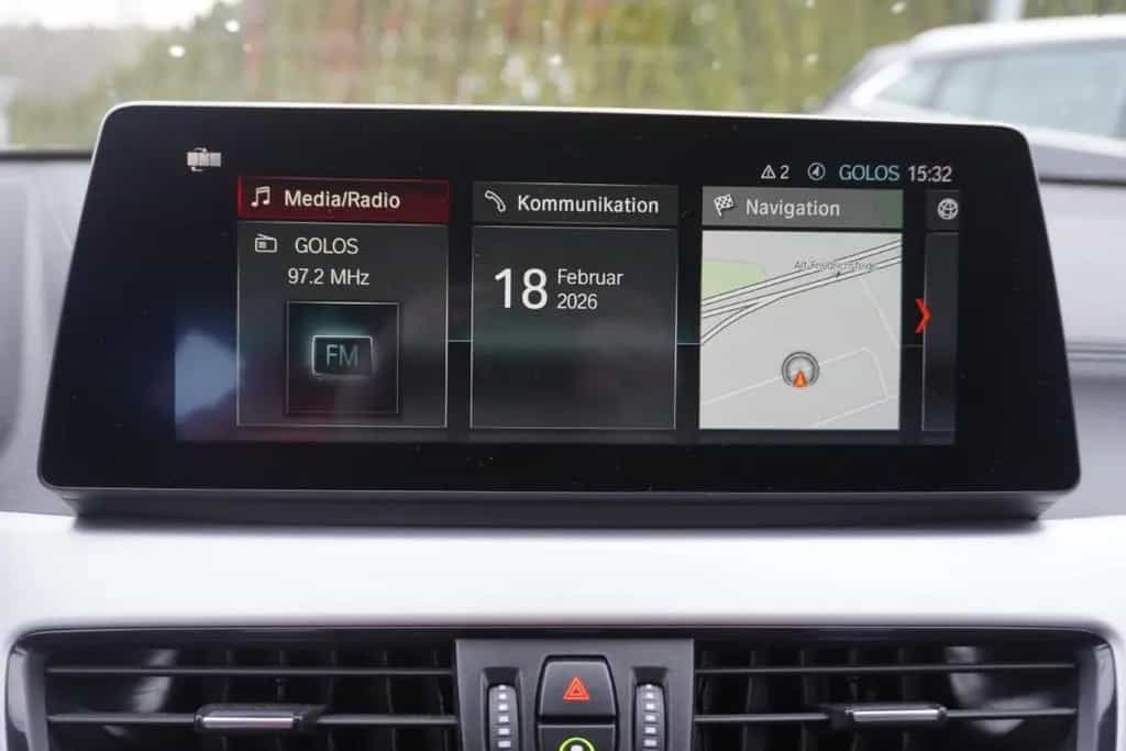 BMW X2 sDrive 18i Navi Head-Up Sitzheizung PDC LED 12/2019-photo-24