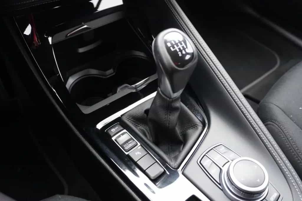BMW X2 sDrive 18i Navi Head-Up Sitzheizung PDC LED 12/2019-photo-31
