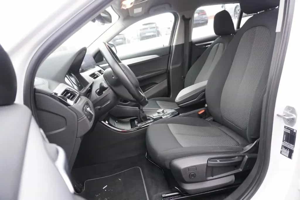 BMW X2 sDrive 18i Navi Head-Up Sitzheizung PDC LED 12/2019-photo-9