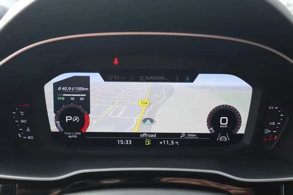Audi Q3 35 TFSI advanced LED Navi Sitzheizung AHK PDC 02/2019-photo-12