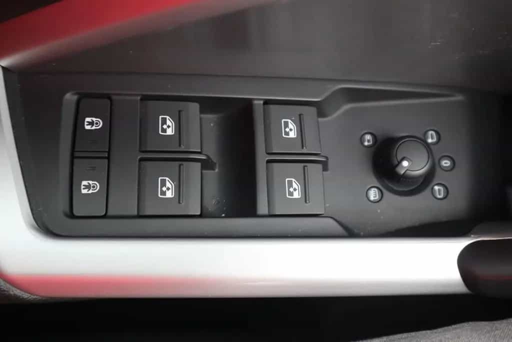 Audi Q3 35 TFSI advanced LED Navi Sitzheizung AHK PDC 02/2019-photo-19