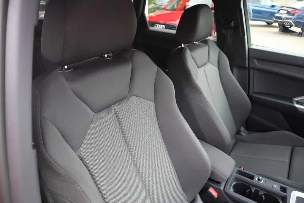 Audi Q3 35 TFSI advanced LED Navi Sitzheizung AHK PDC 02/2019-photo-33