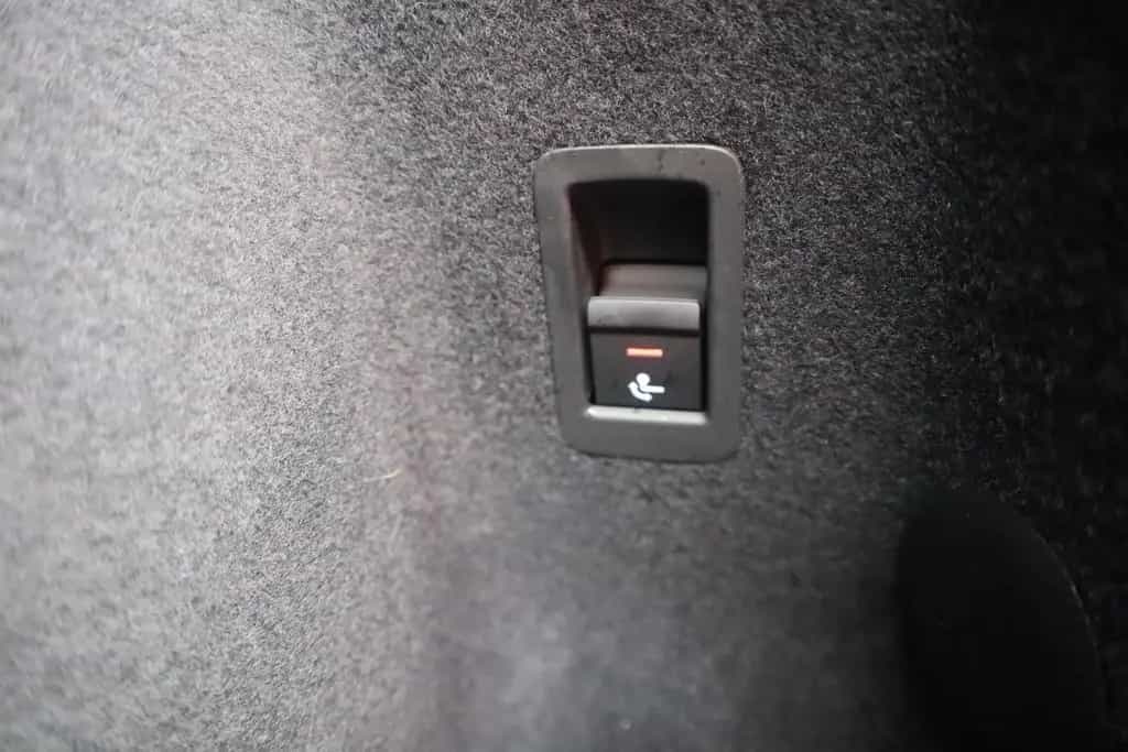 Audi Q3 35 TFSI advanced LED Navi Sitzheizung AHK PDC 02/2019-photo-36