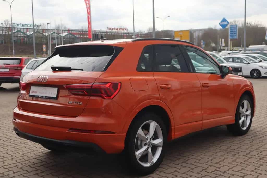 Audi Q3 35 TFSI advanced LED Navi Sitzheizung AHK PDC 02/2019-photo-4