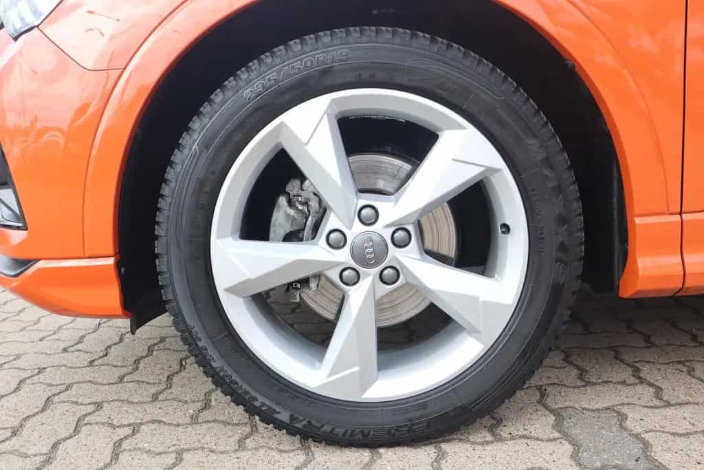 Audi Q3 35 TFSI advanced LED Navi Sitzheizung AHK PDC 02/2019-photo-7