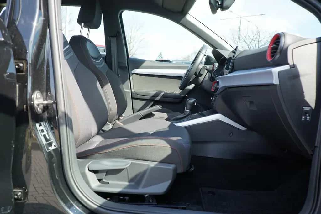 Seat Arona 1.0 TSI DSG FR LED ACC Navi Kamera Keyless 02/2023-photo-11
