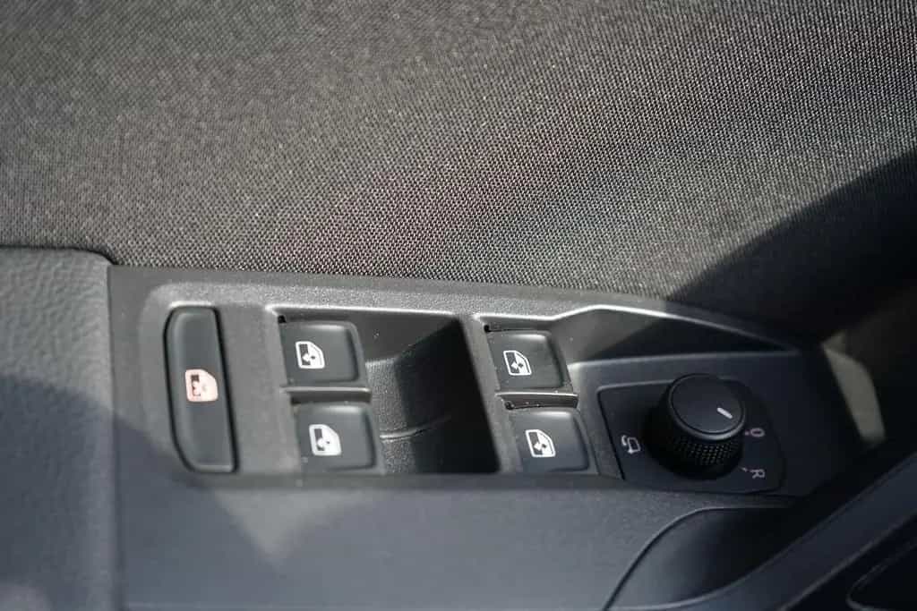 Seat Arona 1.0 TSI DSG FR LED ACC Navi Kamera Keyless 02/2023-photo-14
