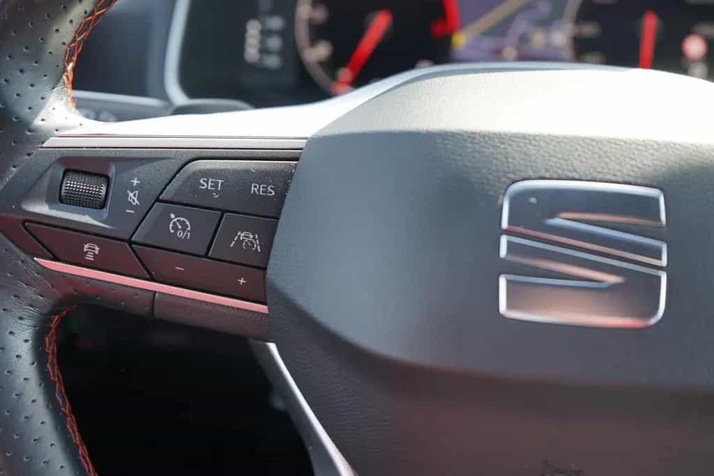 Seat Arona 1.0 TSI DSG FR LED ACC Navi Kamera Keyless 02/2023-photo-20