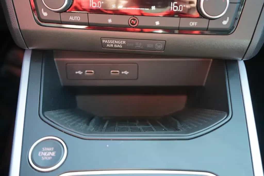Seat Arona 1.0 TSI DSG FR LED ACC Navi Kamera Keyless 02/2023-photo-29