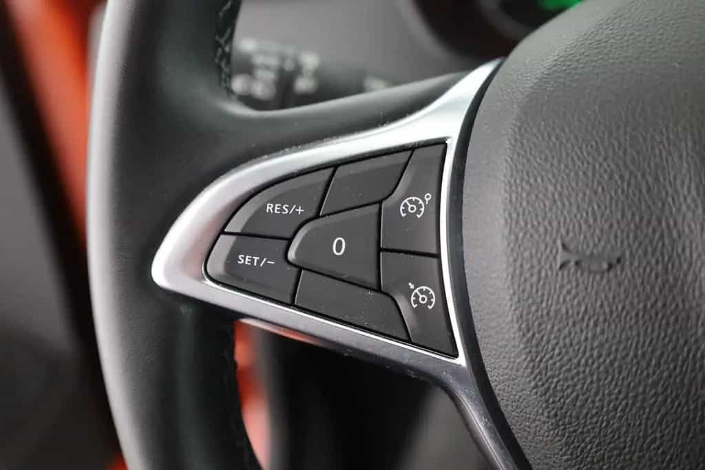 Dacia Duster 1.3 TCe 150 Aut. Prestige LED 360° Navi 06/2022-photo-14