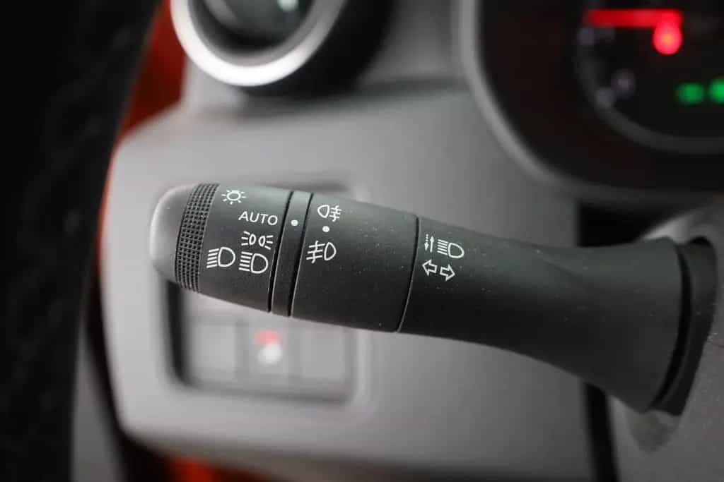 Dacia Duster 1.3 TCe 150 Aut. Prestige LED 360° Navi 06/2022-photo-17