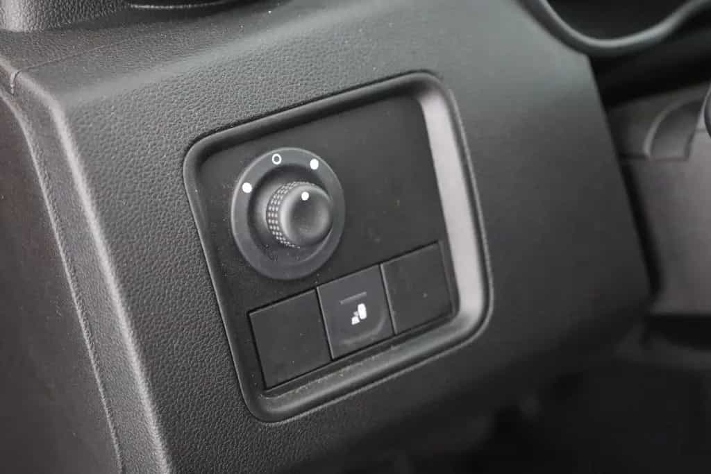 Dacia Duster 1.3 TCe 150 Aut. Prestige LED 360° Navi 06/2022-photo-19