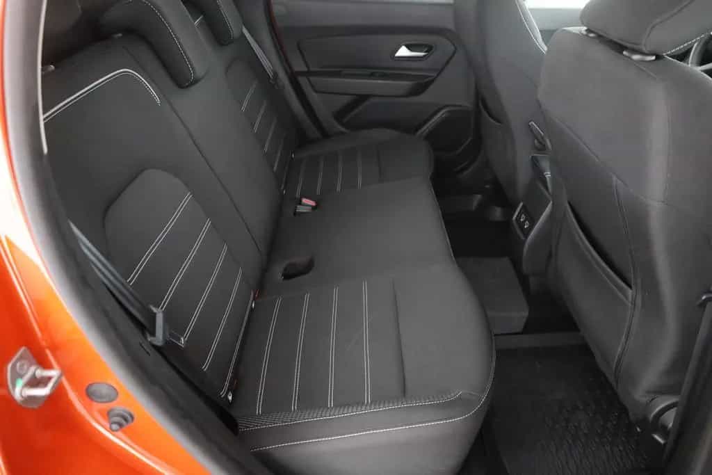 Dacia Duster 1.3 TCe 150 Aut. Prestige LED 360° Navi 06/2022-photo-23