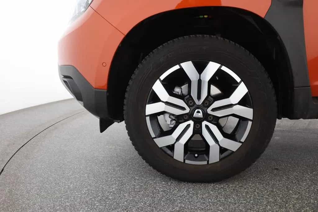 Dacia Duster 1.3 TCe 150 Aut. Prestige LED 360° Navi 06/2022-photo-28