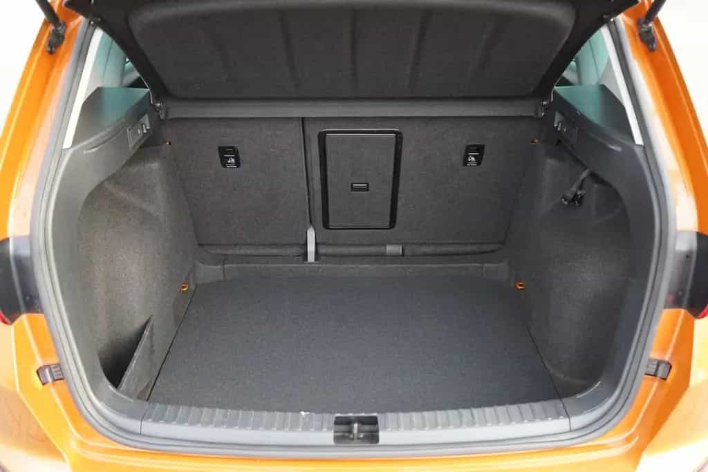 Seat Ateca 1.5 Style LED Navi AHK Sitzheizung PDC USB 01/2019-photo-7
