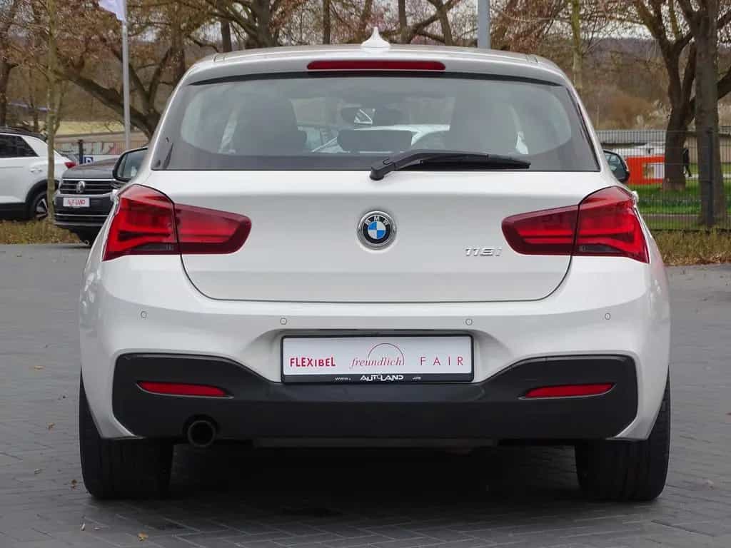 BMW 1 Series 118i M Sport LED Navi Sitzheizung Leder 10/2018-photo-1