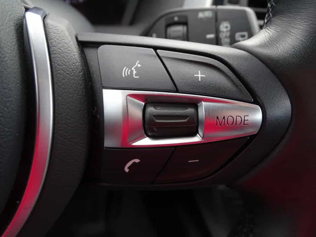 BMW 1 Series 118i M Sport LED Navi Sitzheizung Leder 10/2018-photo-13