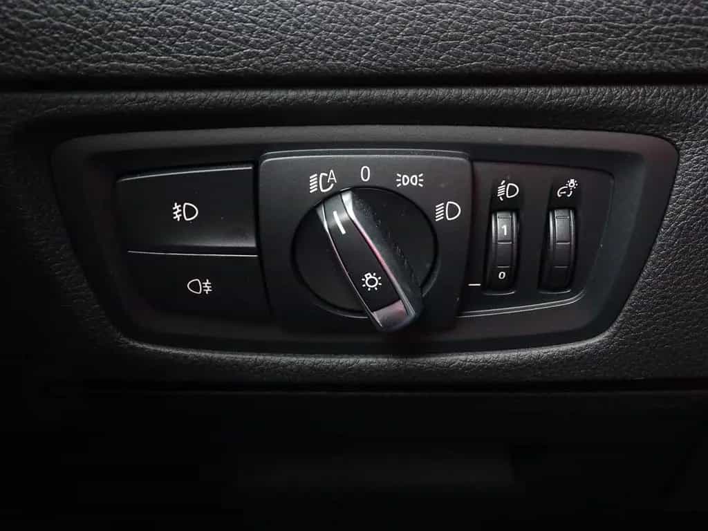BMW 1 Series 118i M Sport LED Navi Sitzheizung Leder 10/2018-photo-18