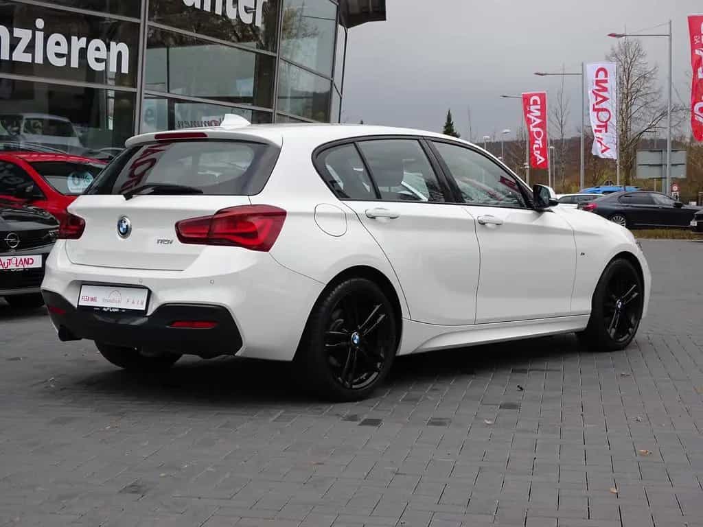 BMW 1 Series 118i M Sport LED Navi Sitzheizung Leder 10/2018-photo-2