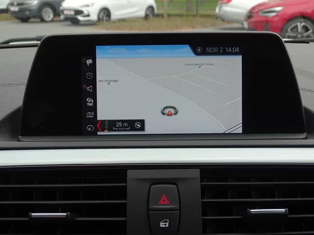BMW 1 Series 118i M Sport LED Navi Sitzheizung Leder 10/2018-photo-8
