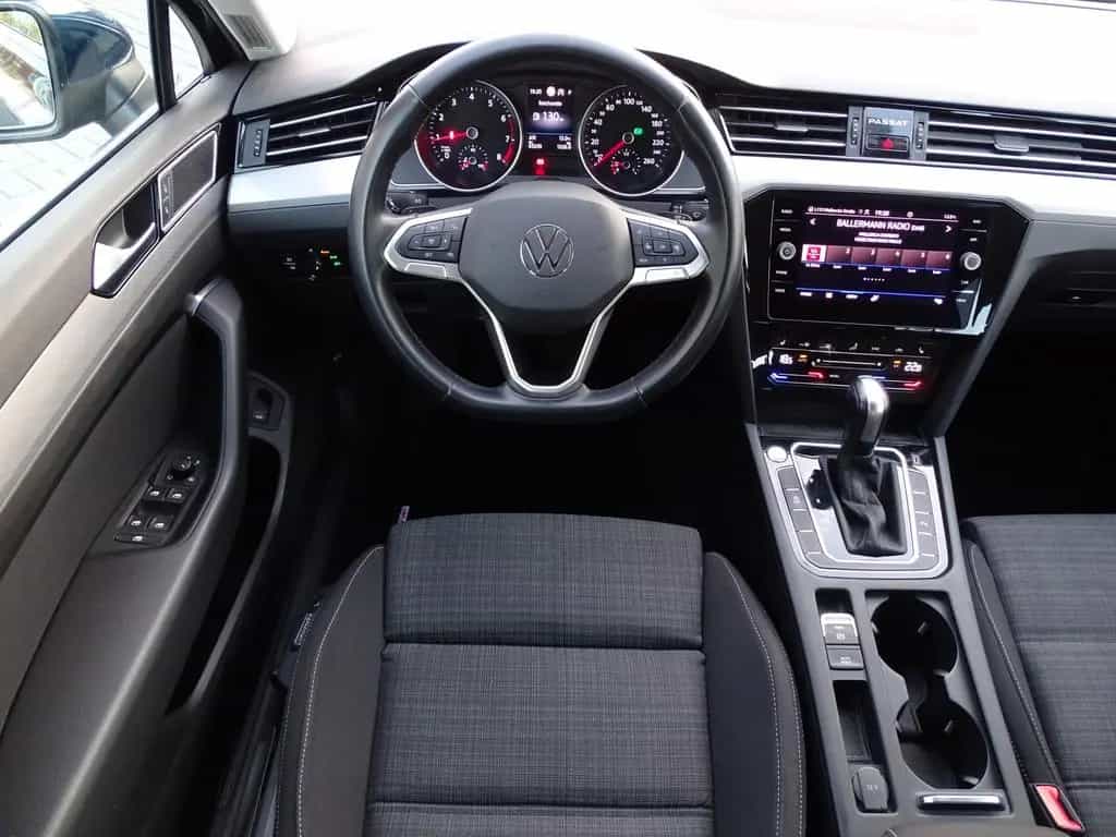 Volkswagen Passat Variant 1.5 16V TSI Business LED ACC Navi 02/2021-photo-10